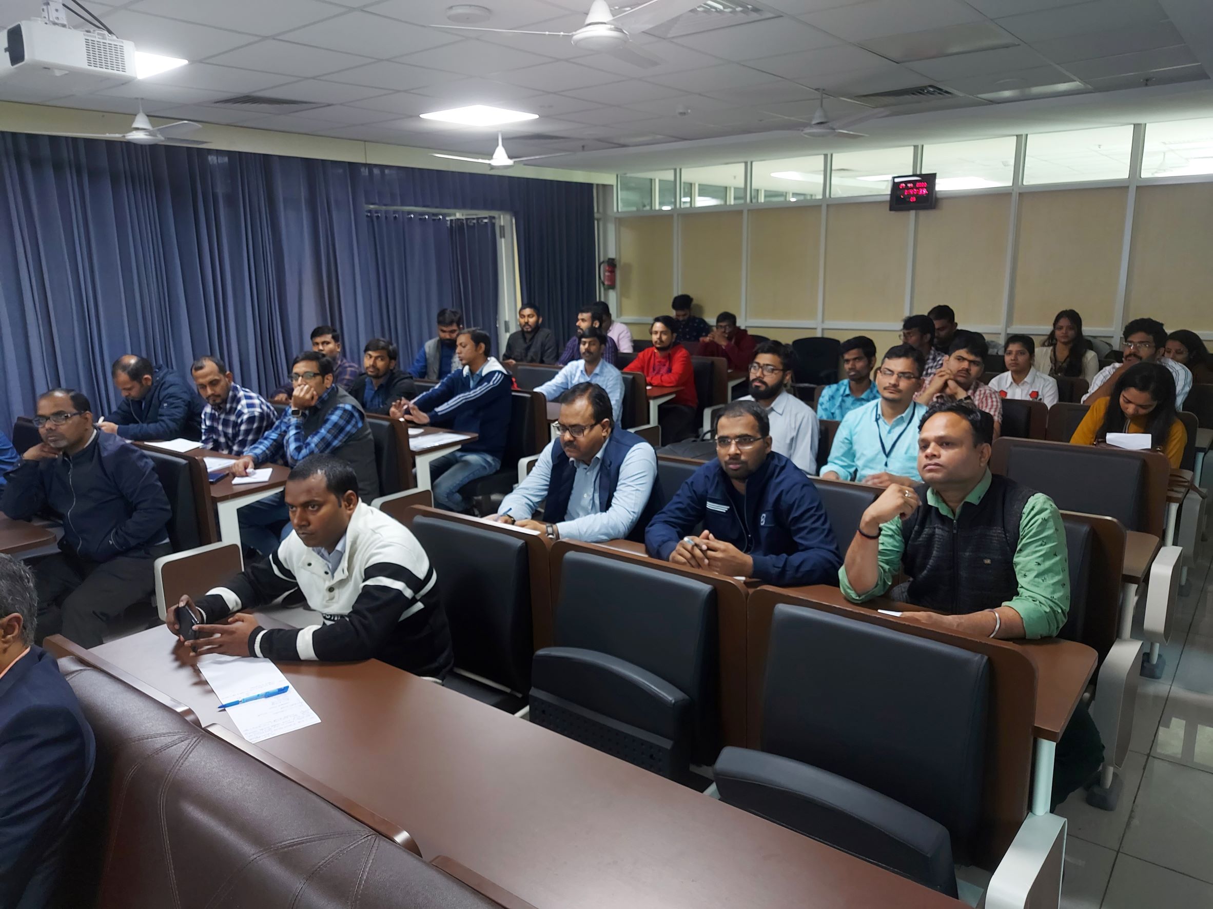 DST Sponsored 7-Day Synergistic Training Program Utilizing the Scientific and Technological Infrastructure (STUTI) on Techniques of Advanced Material Characterization & Spectroscopy 